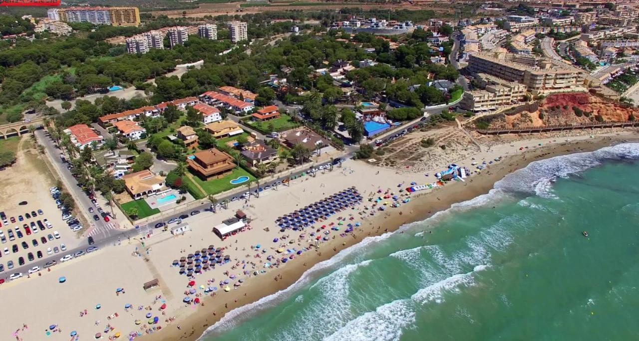 2-Bedroom And Living Room Apartment Near Campoamor Beach Eksteriør bilde