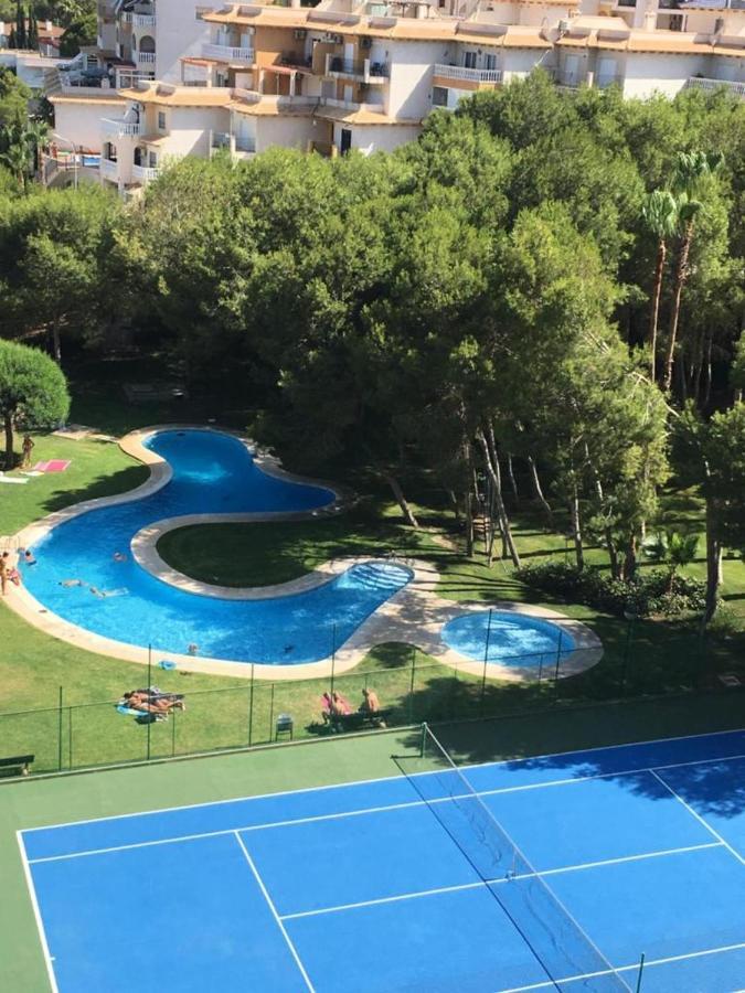 2-Bedroom And Living Room Apartment Near Campoamor Beach Eksteriør bilde