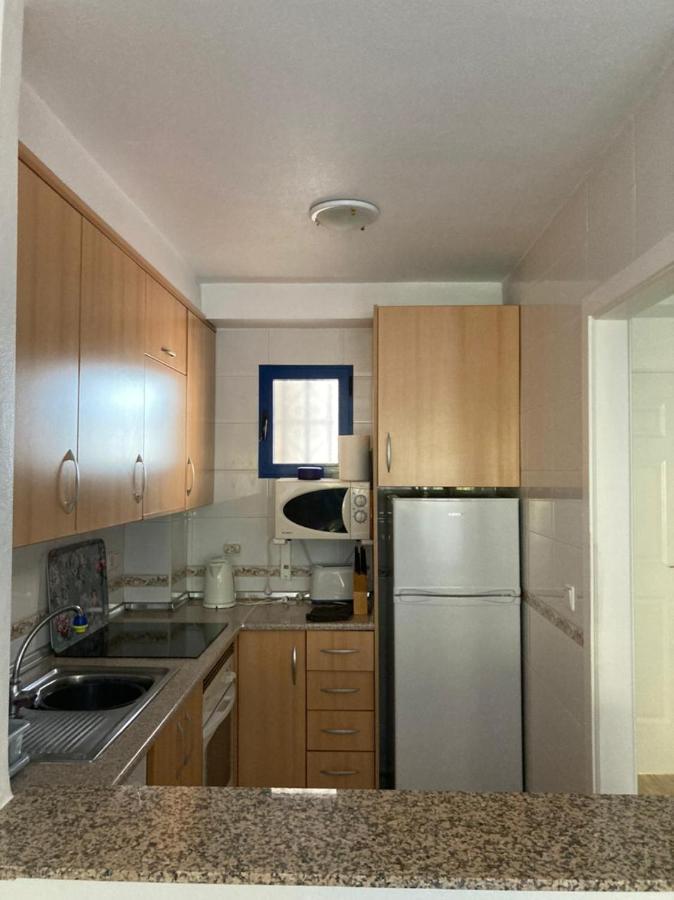 2-Bedroom And Living Room Apartment Near Campoamor Beach Eksteriør bilde